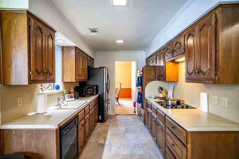 3706 Bishop Hill Dr - Photo 6 of 20