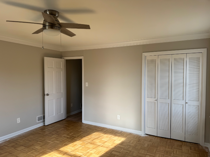 865 Spalding Dr - Photo 3 of 20