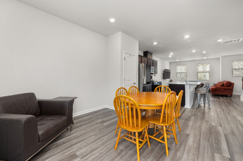 6322 Perry Creek Rd - Photo 4 of 14