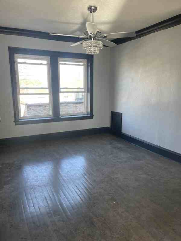 5446 W Huron St #3 - Photo 4 of 5