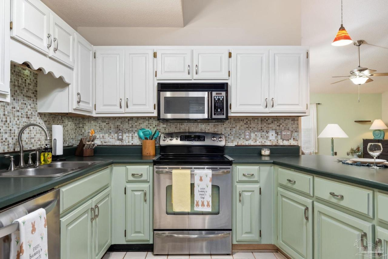 3159 Hickory St - Photo 6 of 13