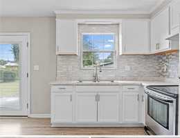 featured image of 2528 Georgetown Dr