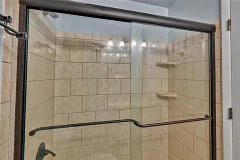 3135 Nw 68th Ave - Photo 7 of 14