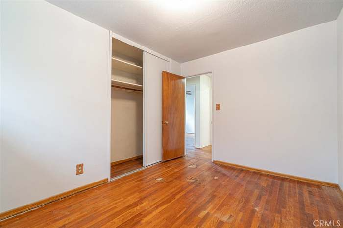 22125 Garston Ave - Photo 5 of 8