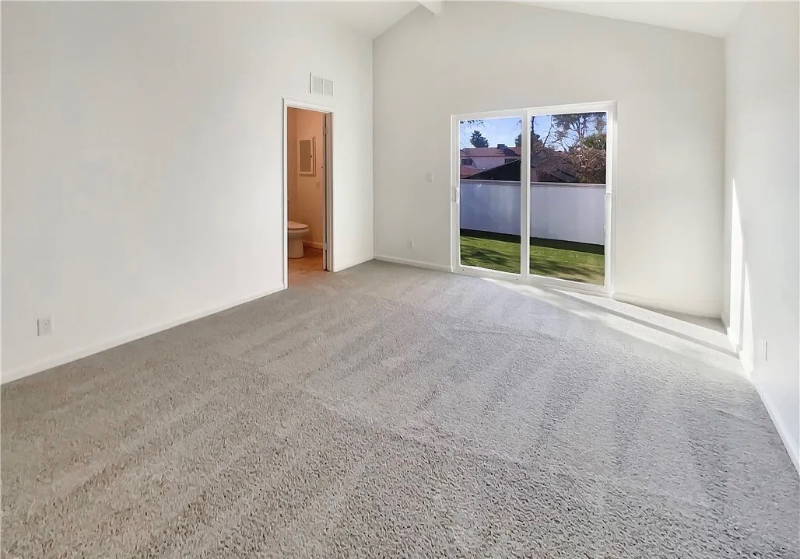 9670 Summerville St - Photo 6 of 18