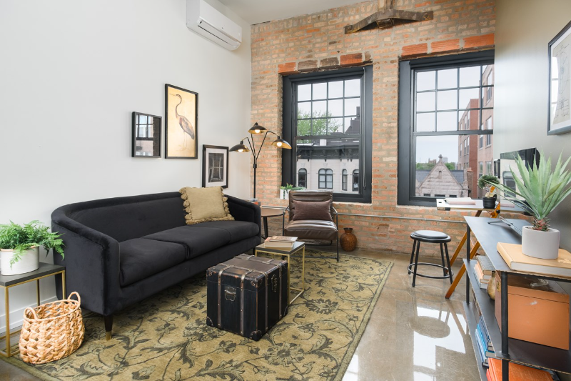 1522 W Monroe St - Photo 2 of 16