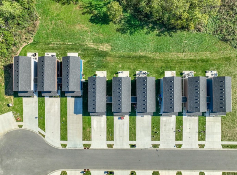 3008 Bodie Ct - Photo 2 of 20