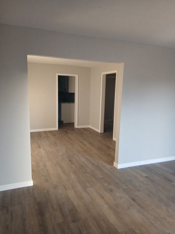 1602 N Hughes St - Photo 3 of 11