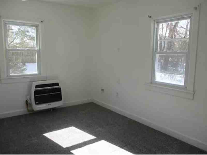 119 Main St #B - Photo 6 of 8