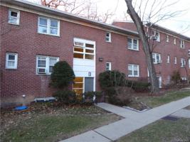 featured image of 140 N Broadway #ET9