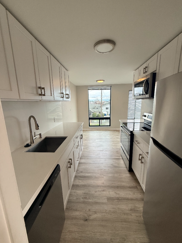 2117 Dexter Ave N #201 - Photo 2 of 18