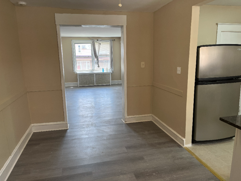 1467 Lardner St - Photo 3 of 17