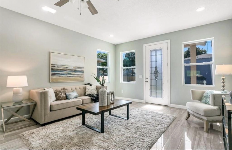 5037 23rd St N - Photo 3 of 9