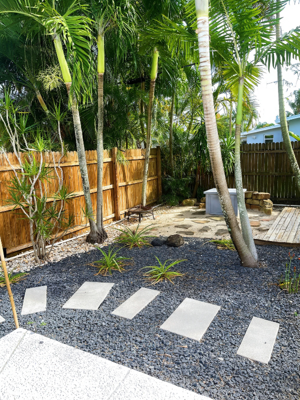 916 W Drew St - Photo 6 of 13