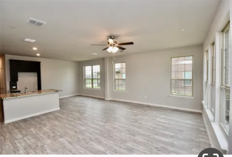 3401 Solana Cir - Photo 3 of 12