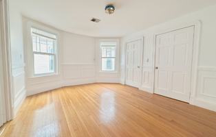 featured image of 98 Harrishof St #2