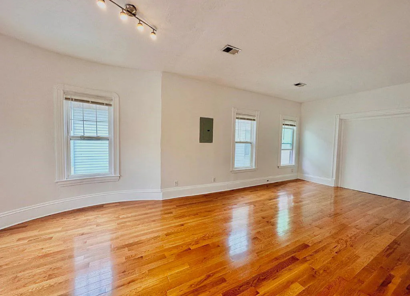 98 Harrishof St #2 - Photo 3 of 12