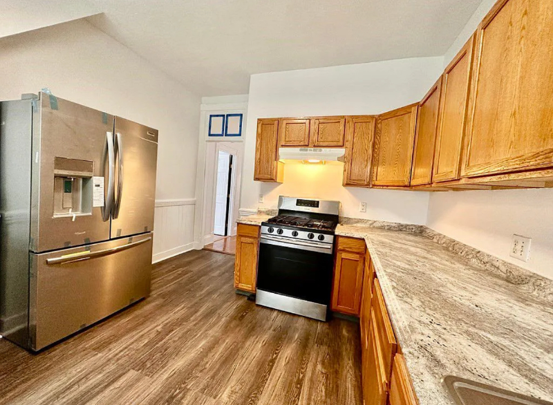 98 Harrishof St #2 - Photo 5 of 12