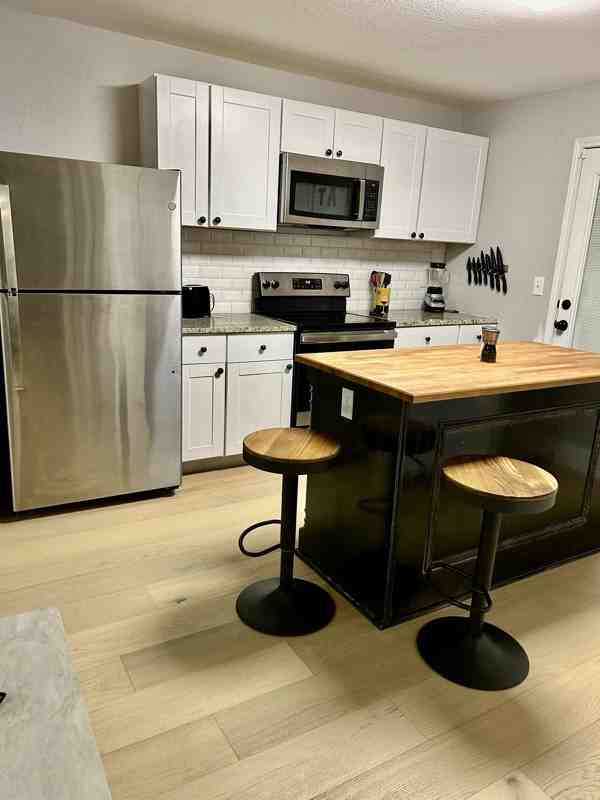 2216 Pine St - Photo 6 of 15