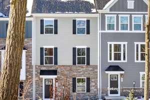 featured image of 119 Breckenridge Ct