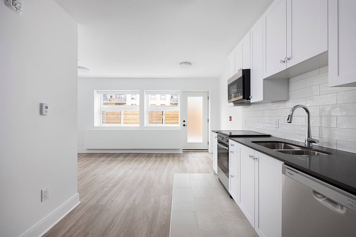 67 Parkwoods Village Dr. - Photo 6 of 38