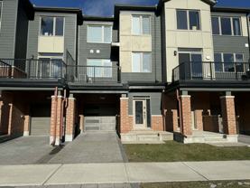 275 Squadron Crescent - Photo 1 of 1