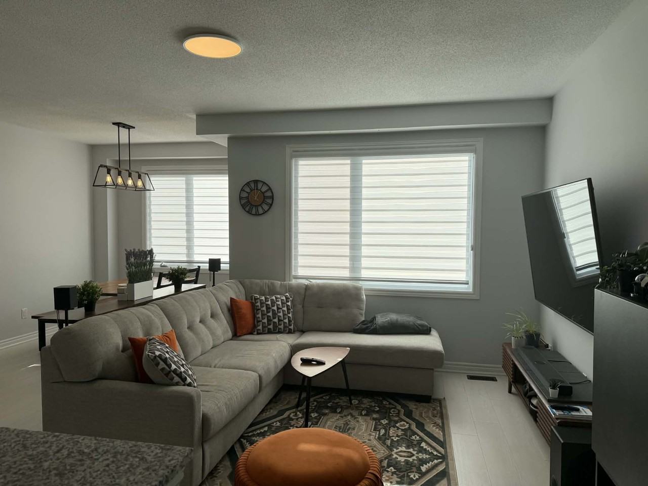 275 Squadron Crescent - Photo 5 of 19