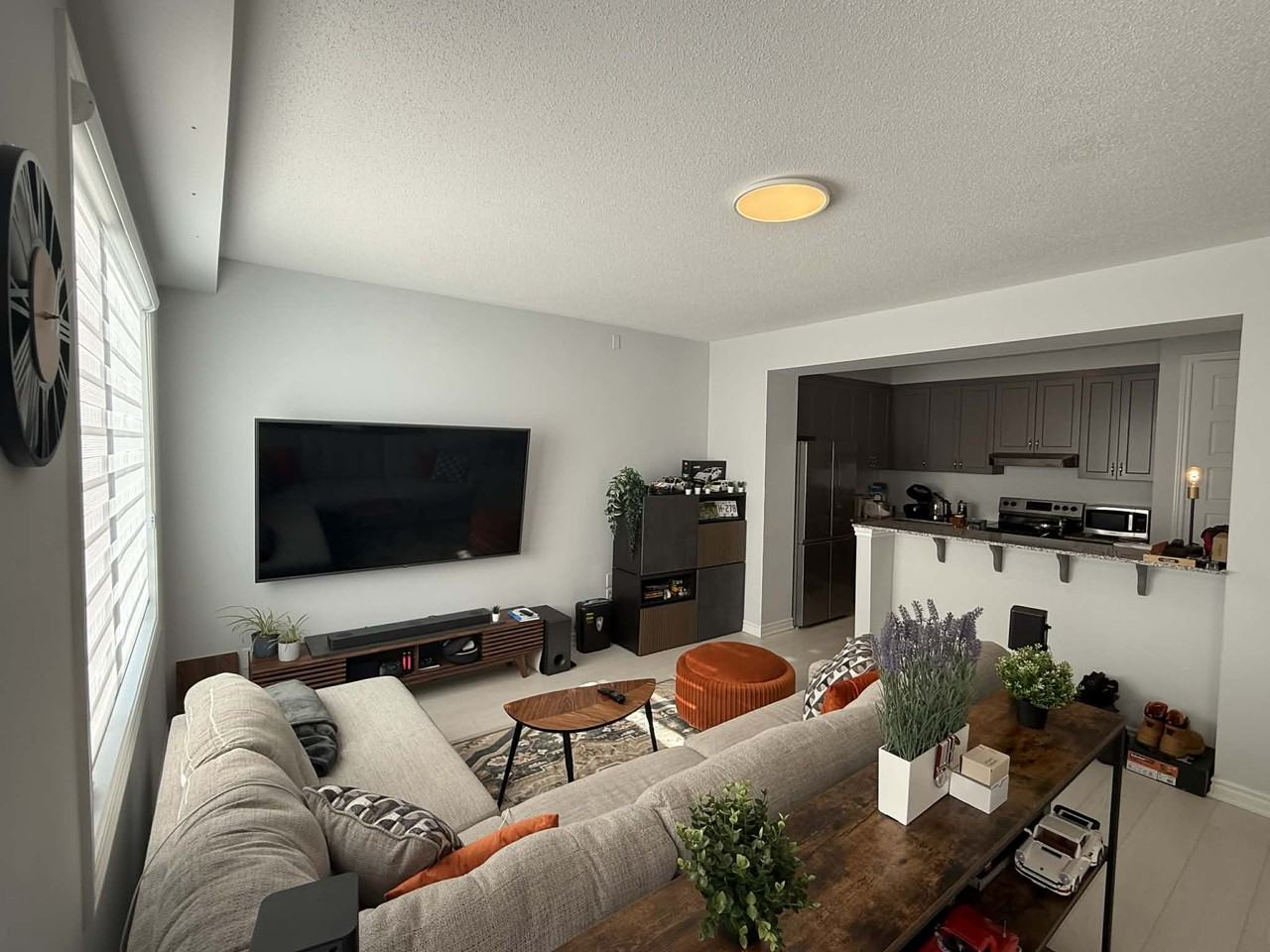 275 Squadron Crescent - Photo 7 of 19