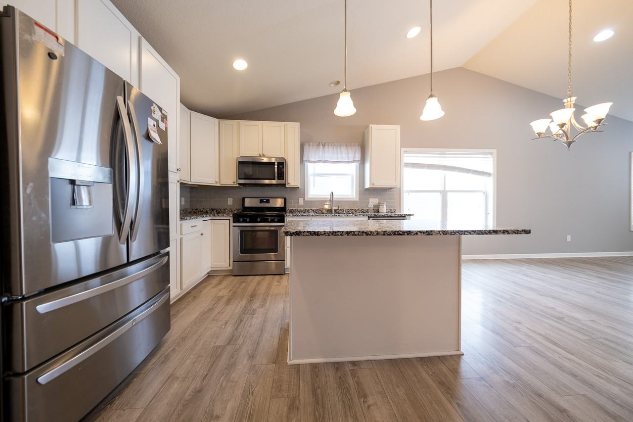 20817 Guthrie Dr #1 - Photo 6 of 37