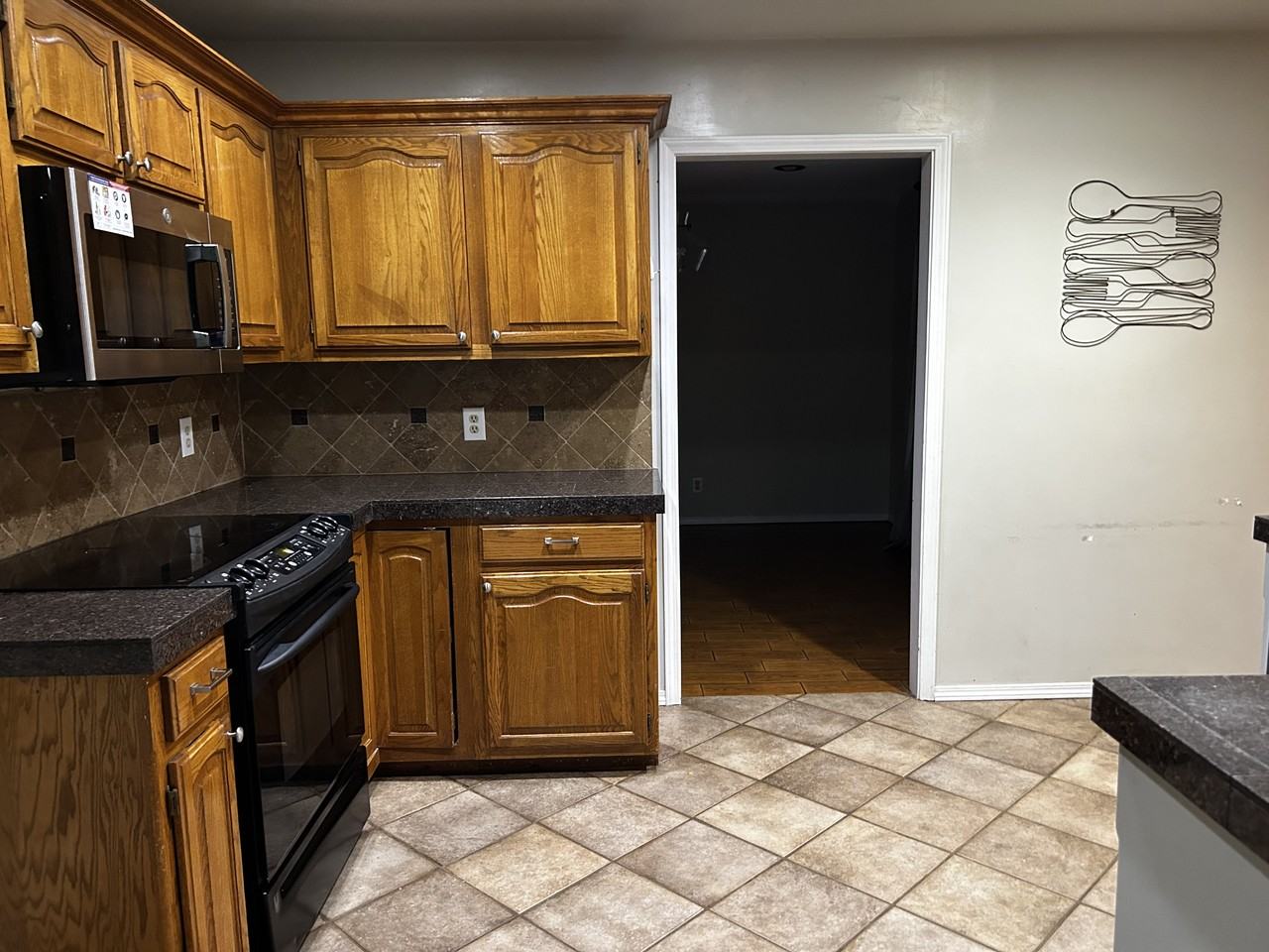 308 W Raleigh Pl #NA - Photo 3 of 10