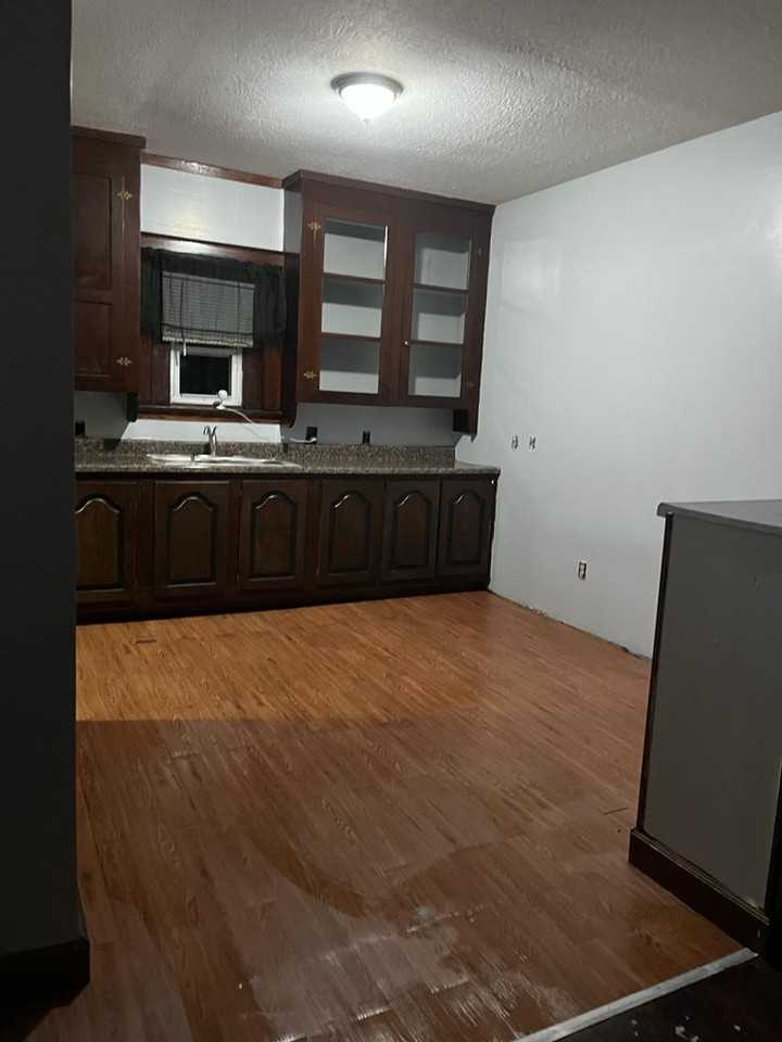 Cameron Ave #NA - Photo 2 of 6