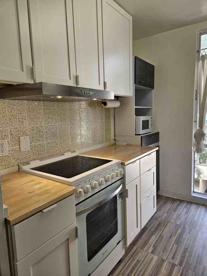 6333 La Jolla Boulevard ##360 - Photo 7 of 12