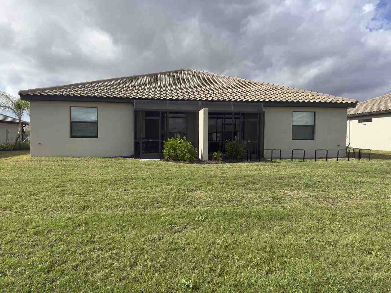 5523 Sapphire Stone Cv #1 - Photo 3 of 23