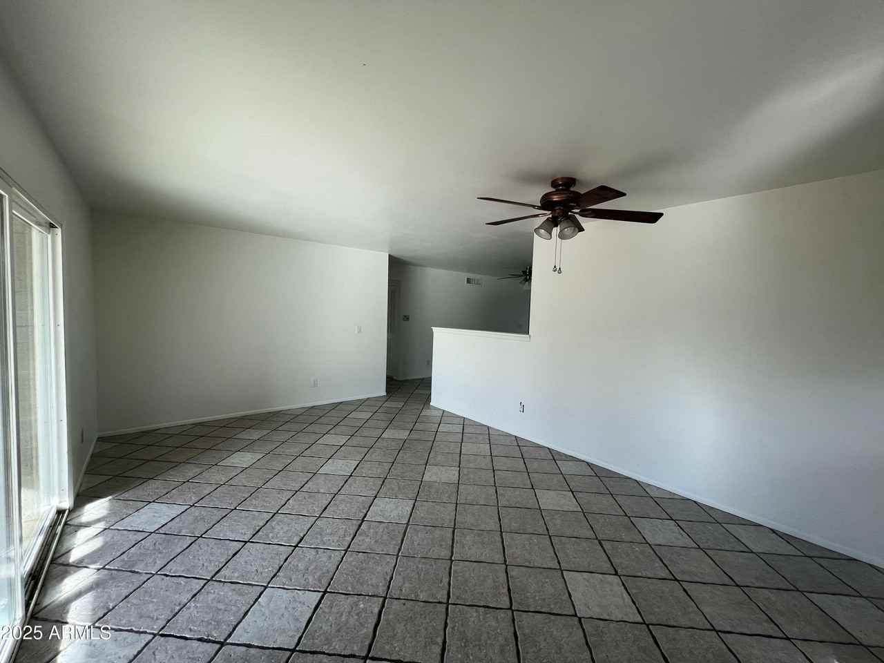 4147 W Diana Ave - Photo 6 of 13