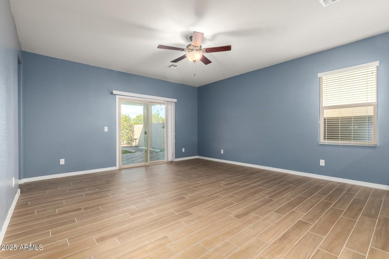 10484 E Verbina Ln - Photo 4 of 28