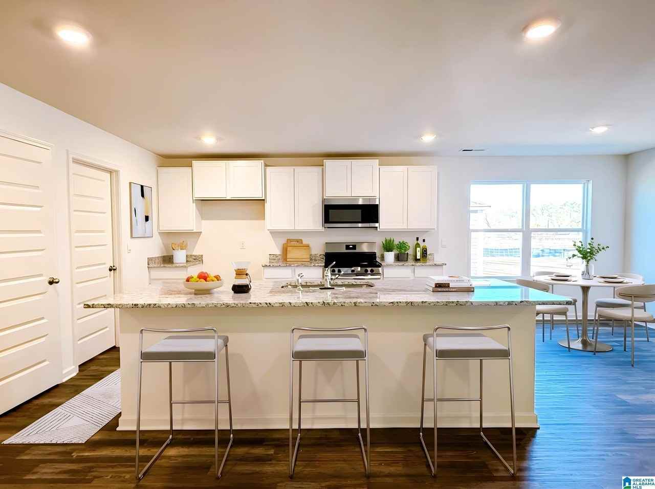 136 Aberdeen Loop - Photo 6 of 14