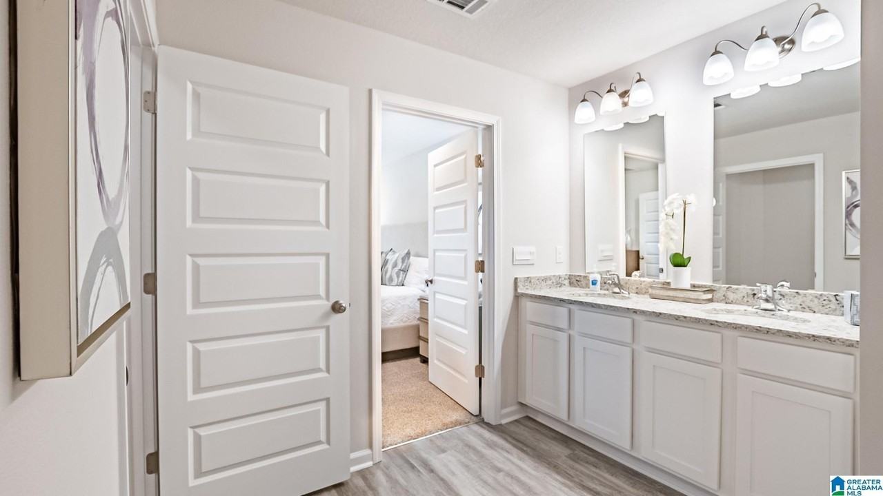 136 Aberdeen Loop - Photo 7 of 14