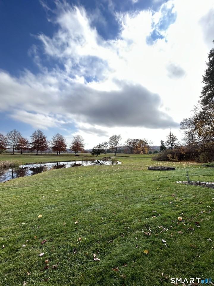 419 Heritage Vlg #B - Photo 2 of 22