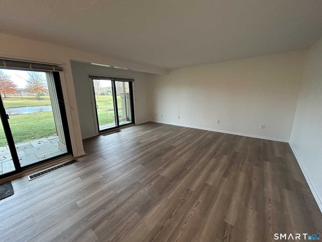 419 Heritage Vlg #B - Photo 7 of 22