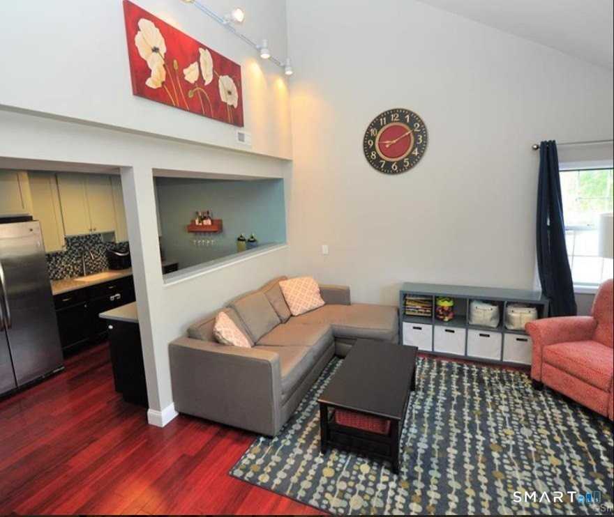 50 Stuart Ave #11 - Photo 2 of 11