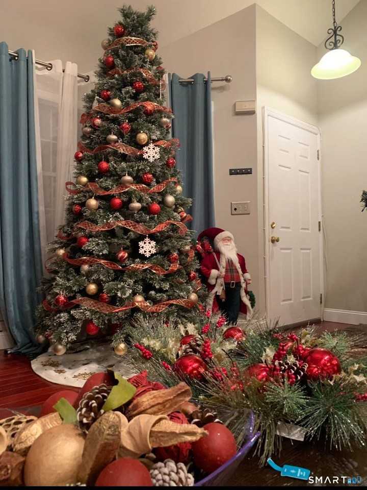 50 Stuart Ave #11 - Photo 3 of 11