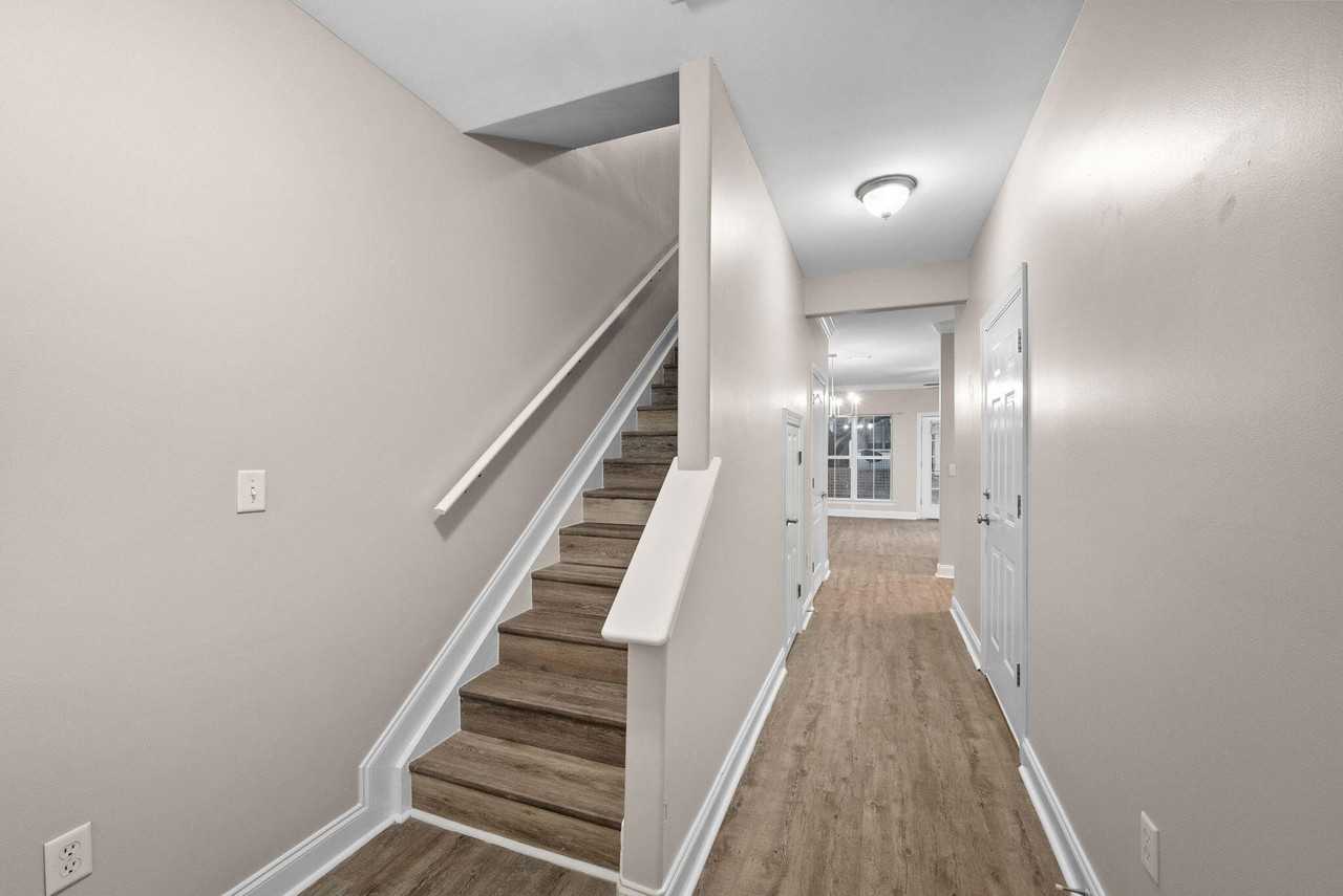 229 Mattie M Kelly Blvd - Photo 5 of 31