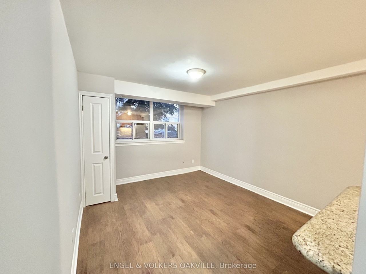 90 Twenty Fifth Street 32 - Photo 3 of 7