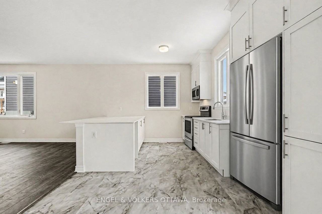 149 Ryan Reynolds Way - Photo 5 of 14