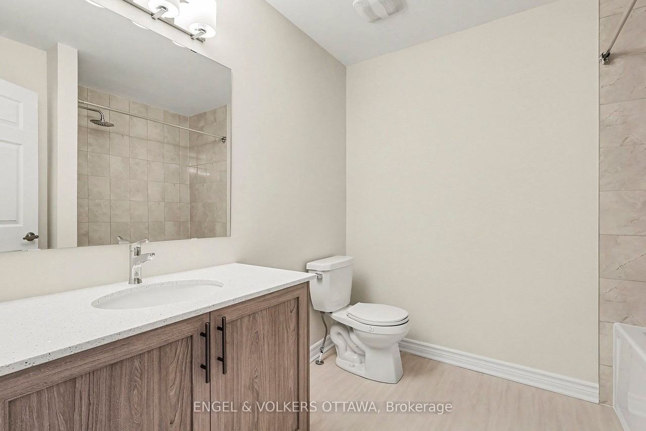 414 Broadcast Ave - Photo 5 of 12