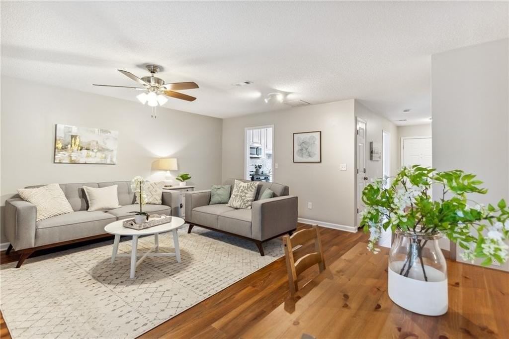 1166 Magnolia Way Se - Photo 4 of 26