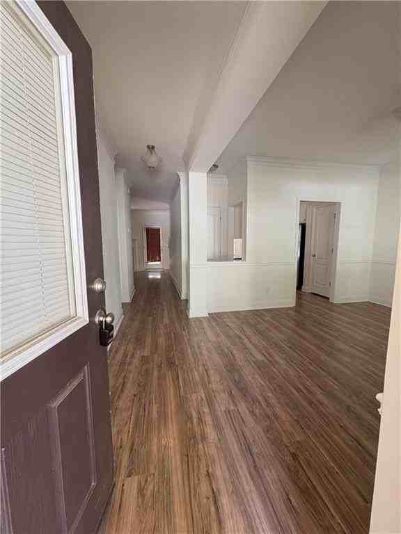 1372 Blackstone Way - Photo 2 of 28