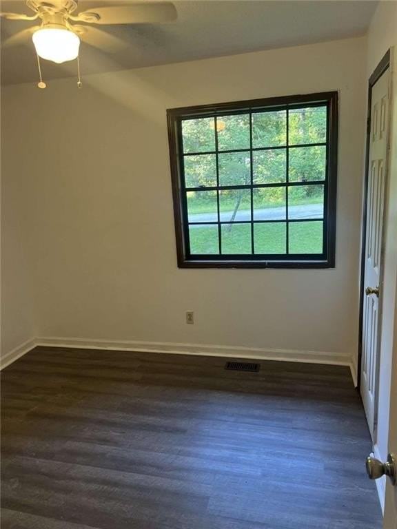 3145 Malvern Dr - Photo 4 of 15