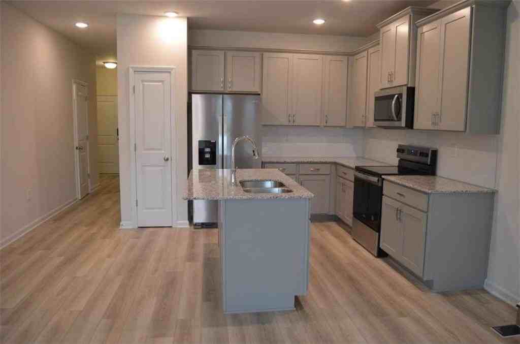 4261 Notting Hill Dr Sw