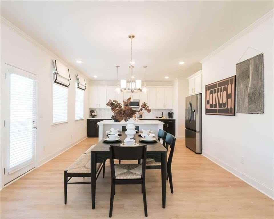 7313 Yewtree Dr - Photo 7 of 26